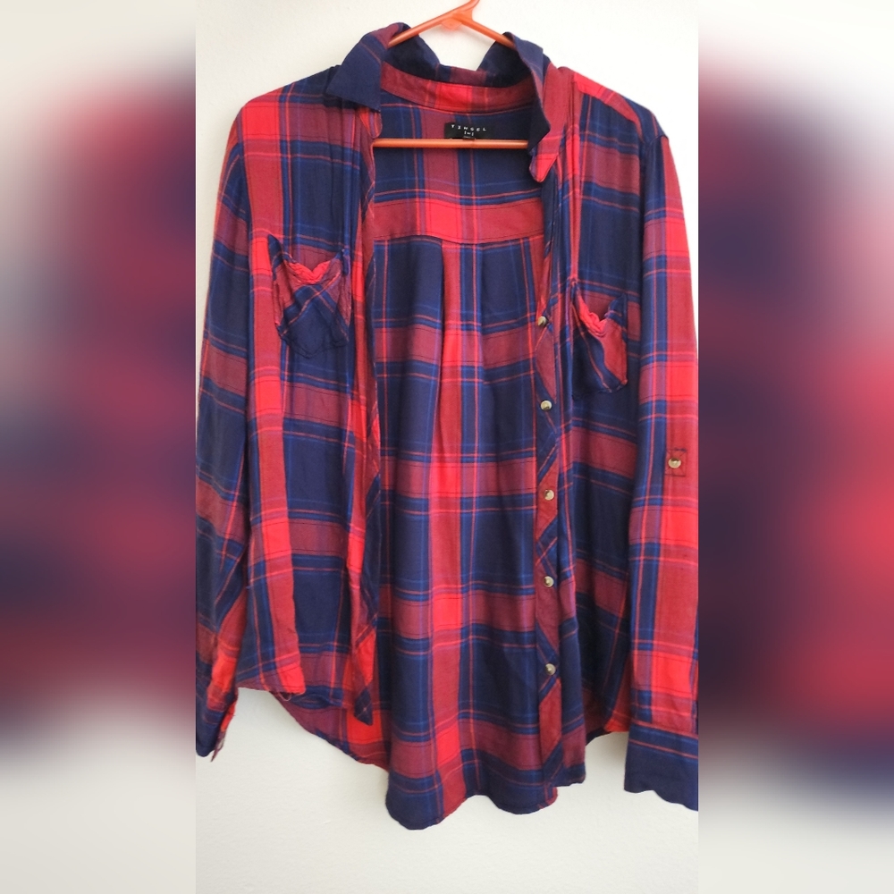 Tinsel Brand Women's Medium Red and Blue Button Down